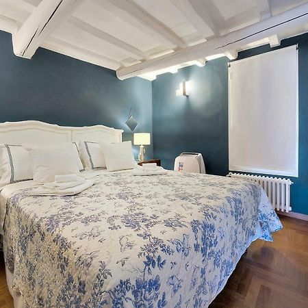 Lovely Mini Suite Флоренция Екстериор снимка