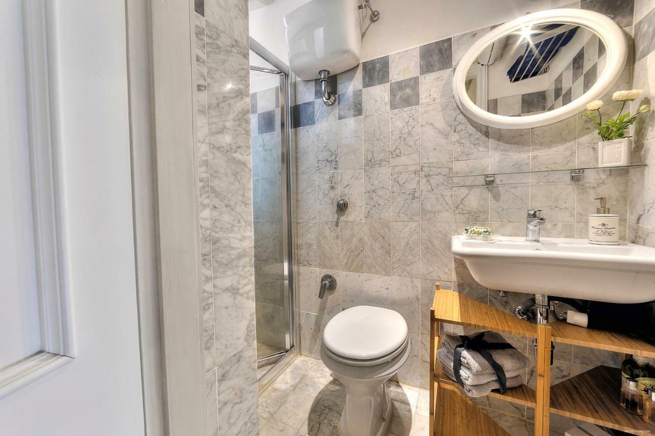 Lovely Mini Suite Флоренция Екстериор снимка